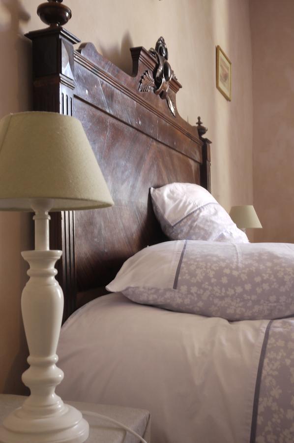 Domaine De Puytirel Bed & Breakfast Champagne-et-Fontaine Ngoại thất bức ảnh